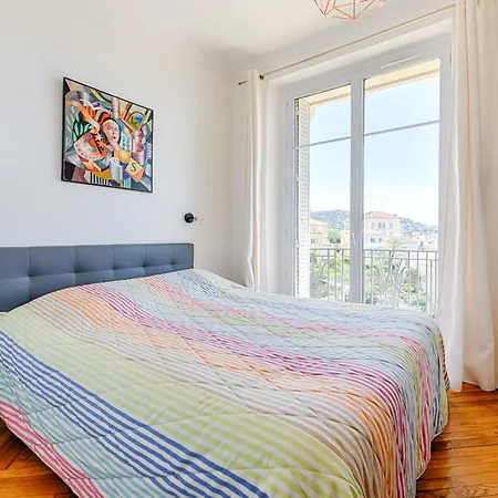 Le Sinatra Splendide Vue Panoramique Et Balcon, Ideal Pour Des Sejours De Loisirs Ou Business * Cannes